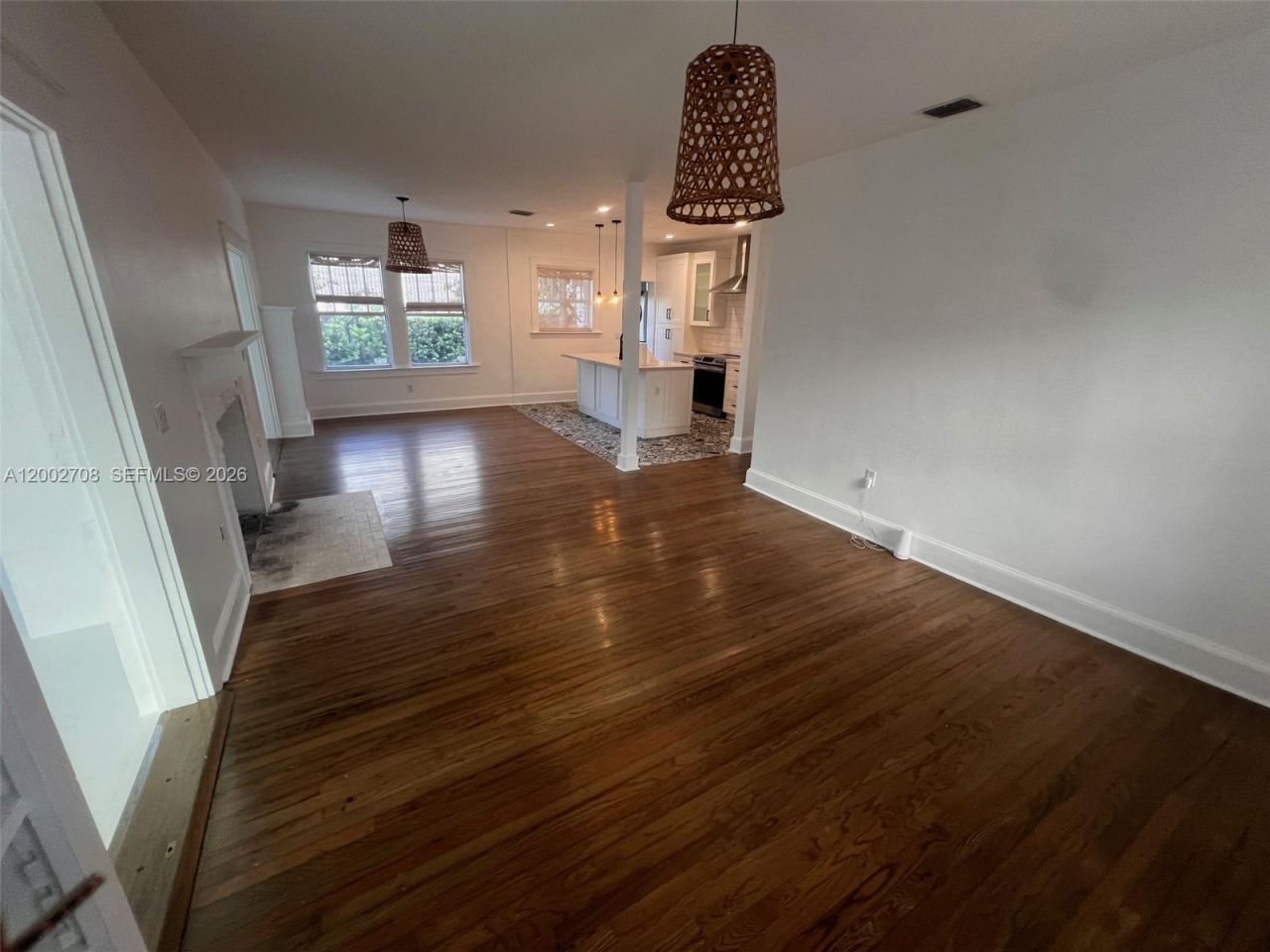 2272 SW 11th Terrace , Miami, FL 33135 Photo