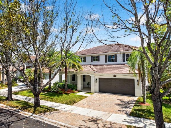 1142 Croton Ct, Weston, FL 33327