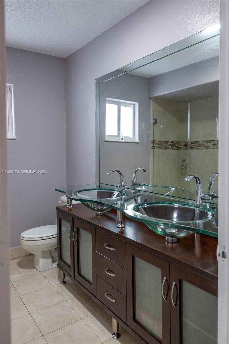 15981 SW 54th Ter , Miami, FL 33185 Photo