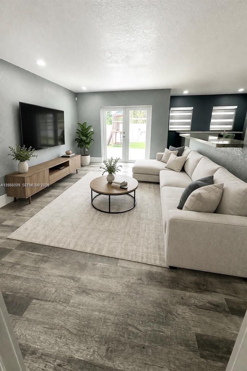 15981 SW 54th Ter , Miami, FL 33185 Photo