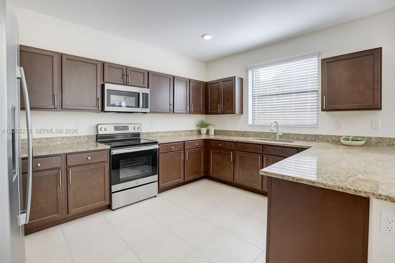 11981 SW 150th Pl , Miami, FL 33196 Photo