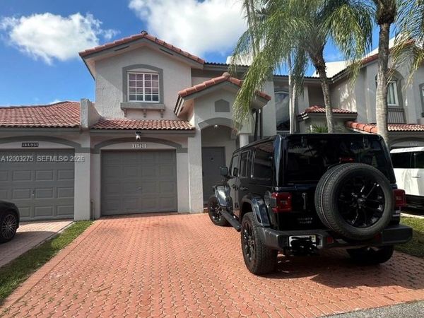 11521 NW 50th Ter , Doral, FL 33178