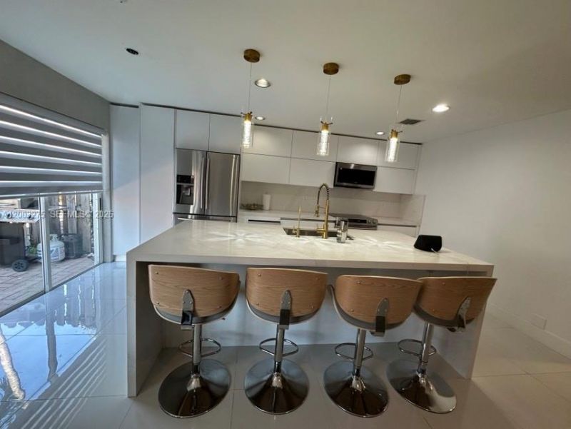 11521 NW 50th Ter, Doral, FL 33178 Photo