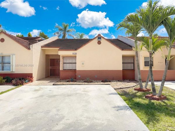 9123 SW 149th Ct , Miami, FL 33196