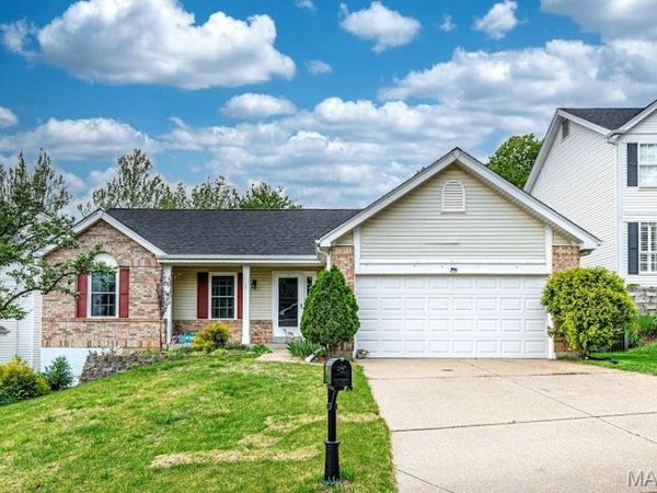 17178 Elm Trail Drive, Eureka, MO 63025