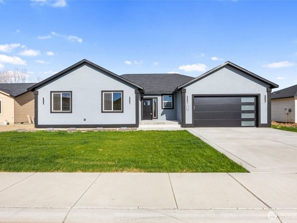 2394 Hunter Street , Ephrata, WA 98823