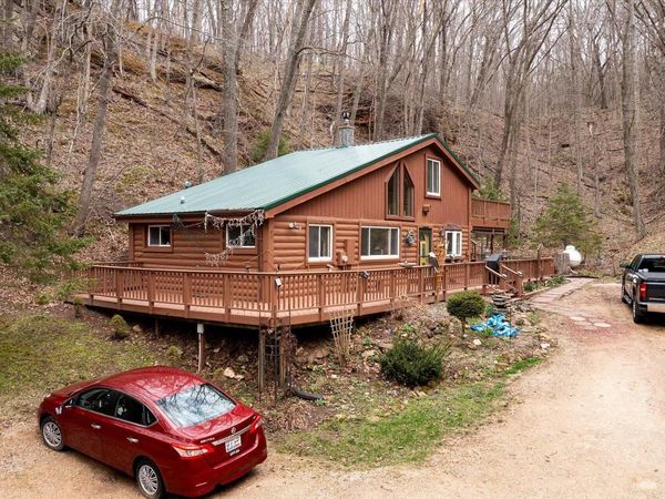 S7734 Holcomb ROAD, Readstown, WI 54652