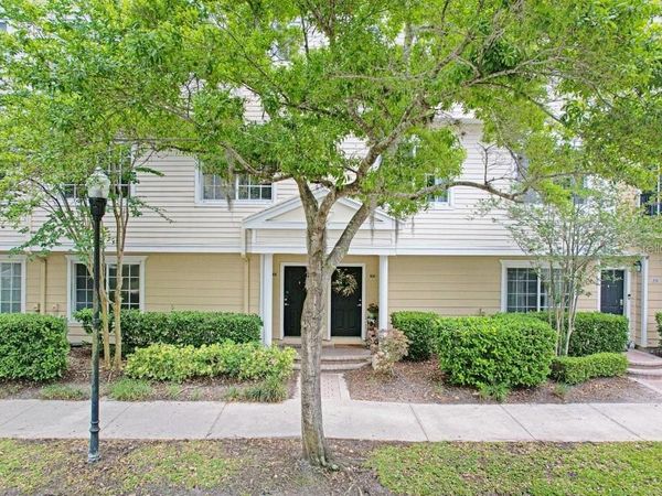 9838 W PARK VILLAGE DRIVE, Unit 9838, TAMPA, FL 33626