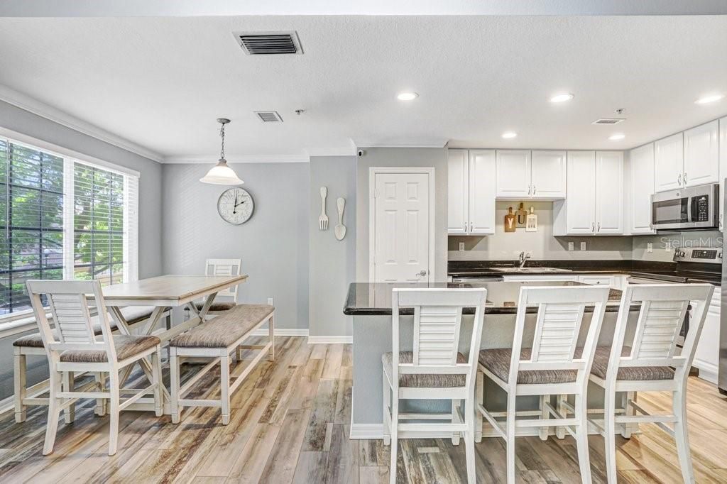9838 W Park Village Drive, Unit 9838, Tampa, FL 33626 Photo