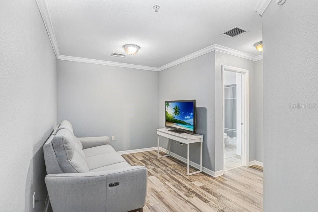 9838 W Park Village Drive, Unit 9838, Tampa, FL 33626 Photo