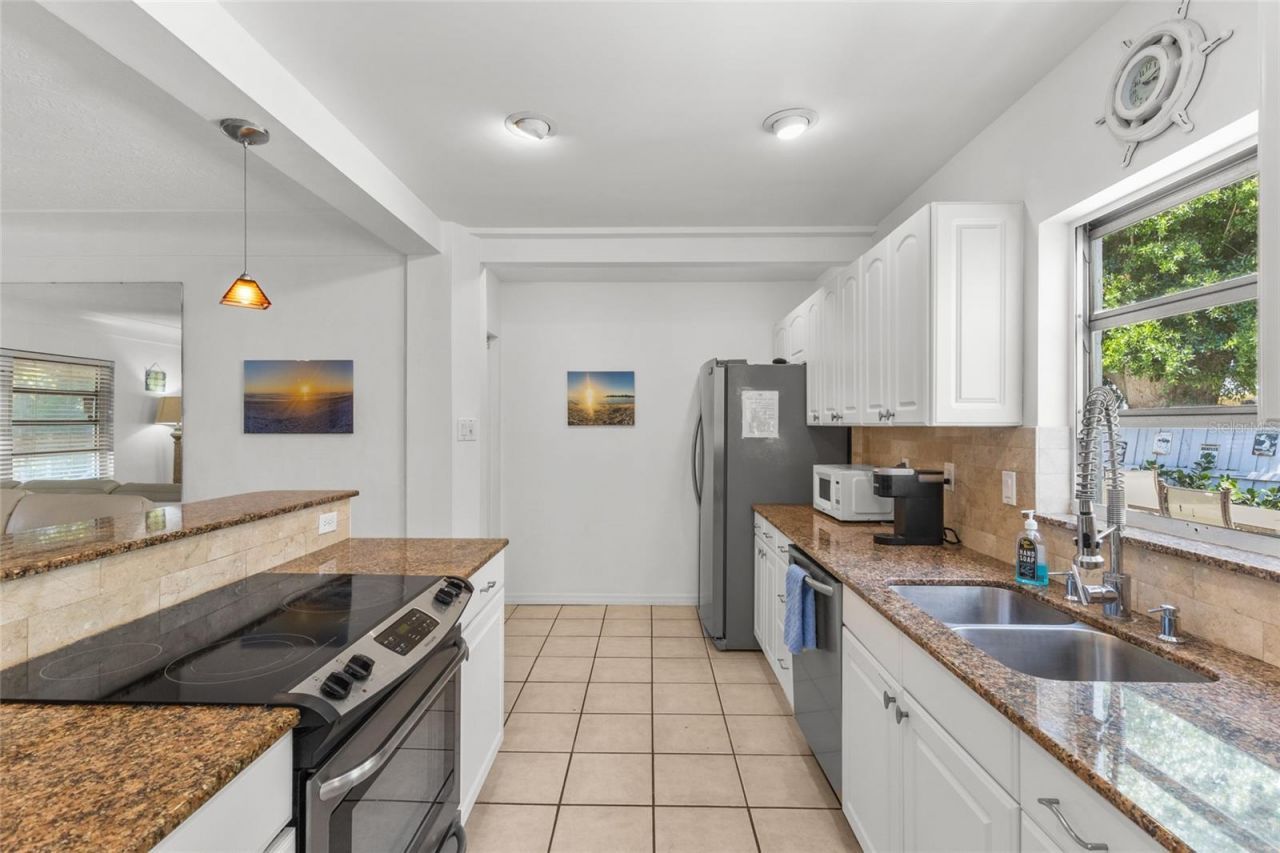 2082 Orchid Street , Sarasota, FL 34239 Photo