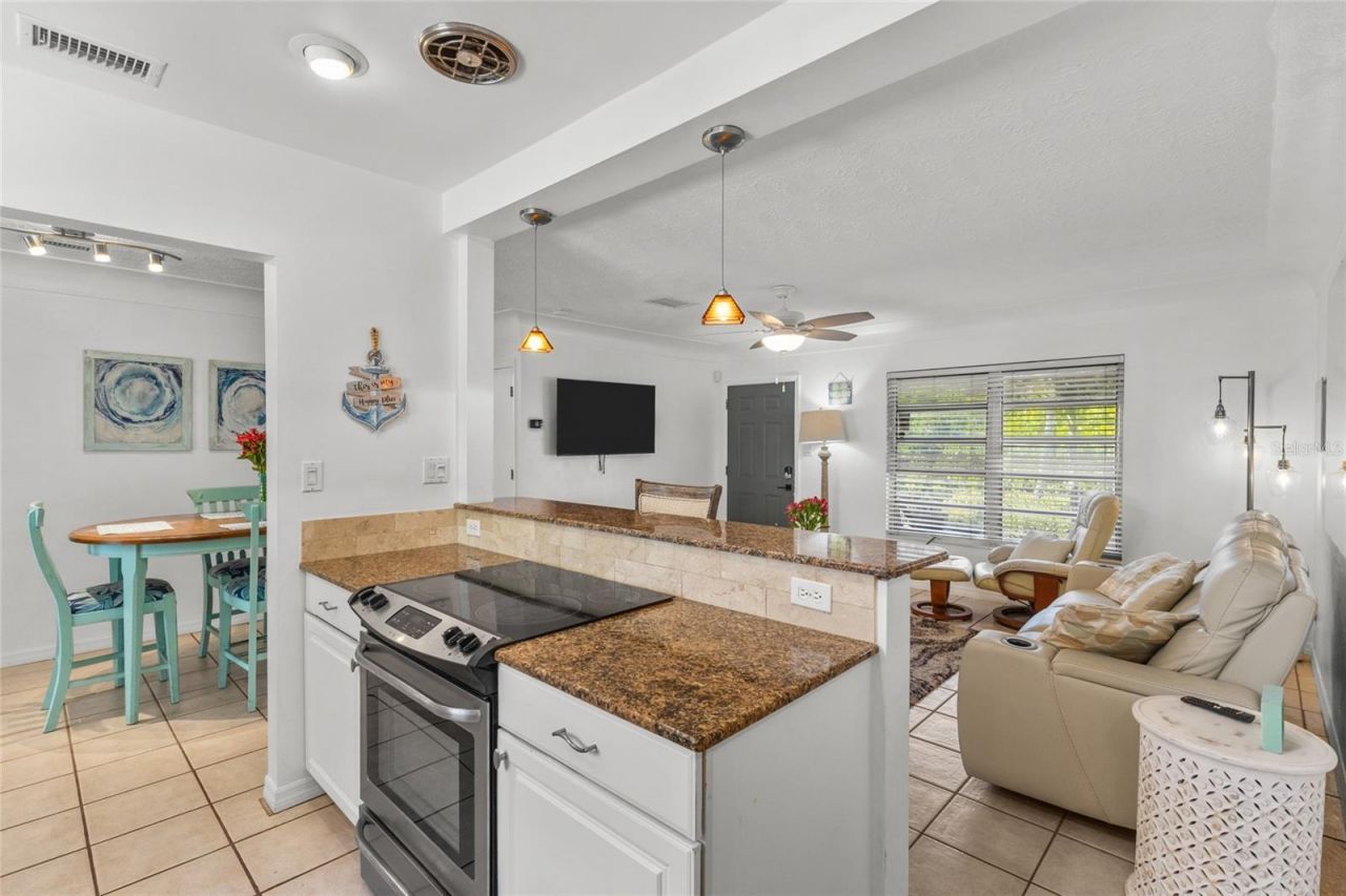 2082 Orchid Street , Sarasota, FL 34239 Photo