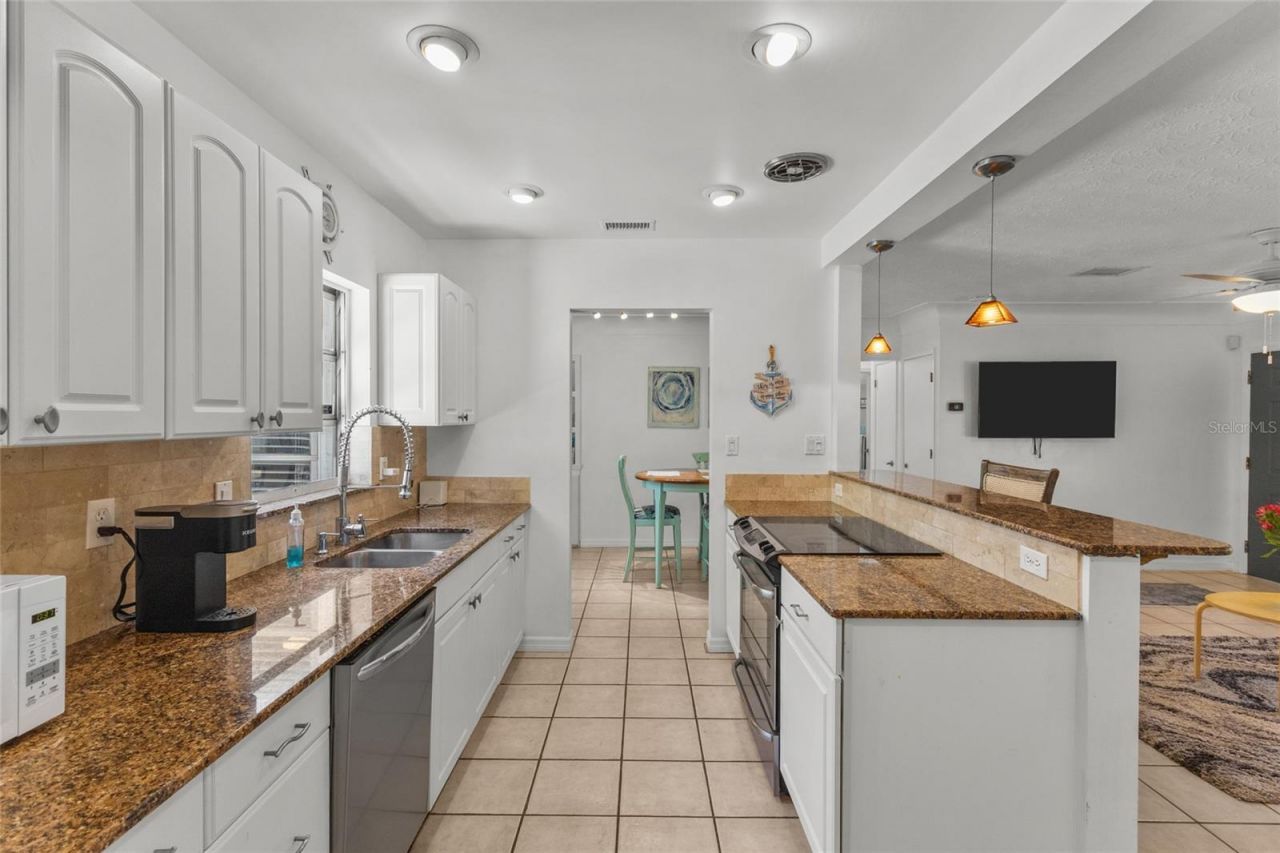 2082 Orchid Street , Sarasota, FL 34239 Photo