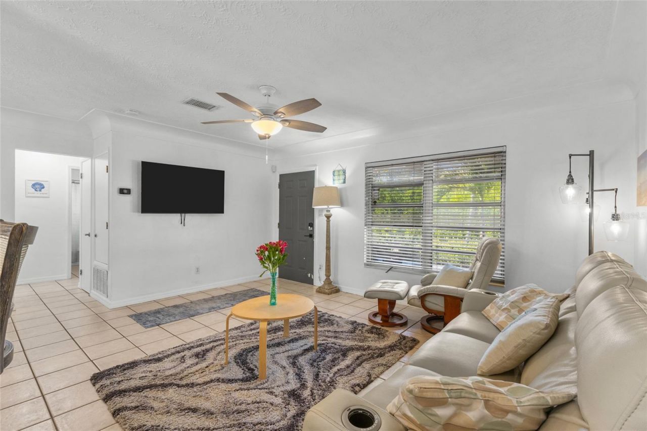 2082 Orchid Street , Sarasota, FL 34239 Photo