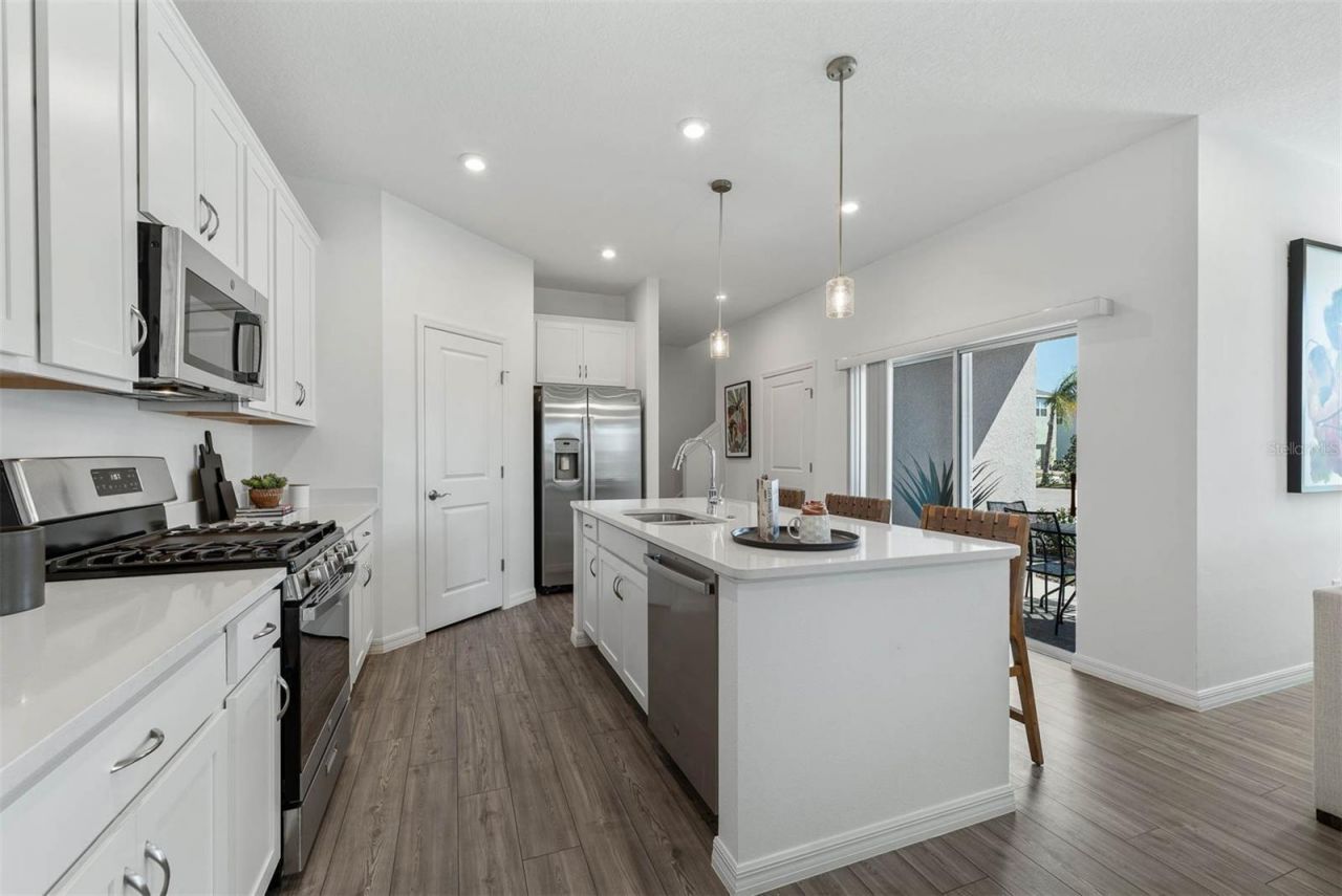 4698 Inner World Lane, Wesley Chapel, FL 33543 Photo