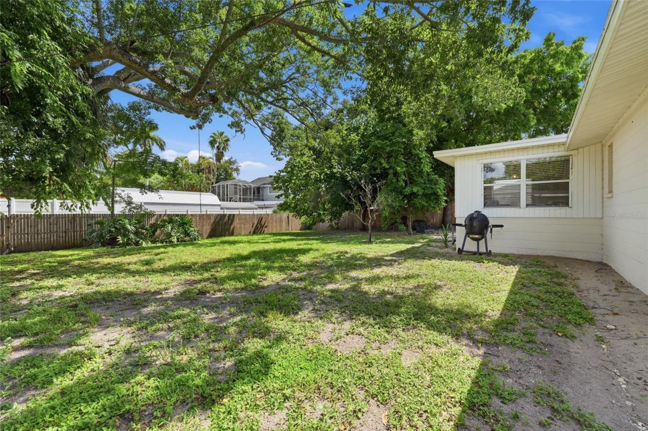 5008 27th Avenue W, Bradenton, FL 34209 Photo