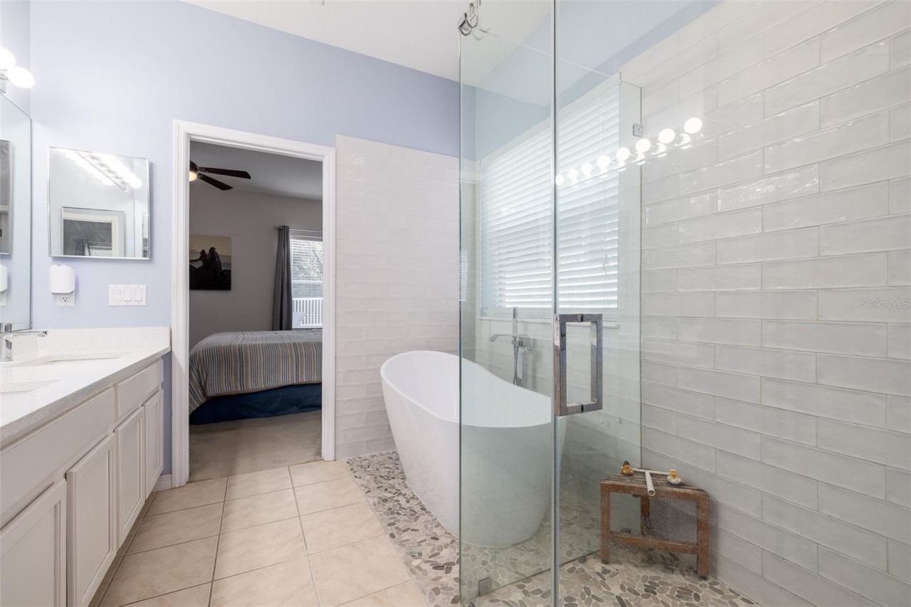 9004 Grand Bayou Court, Tampa, FL 33635 Photo