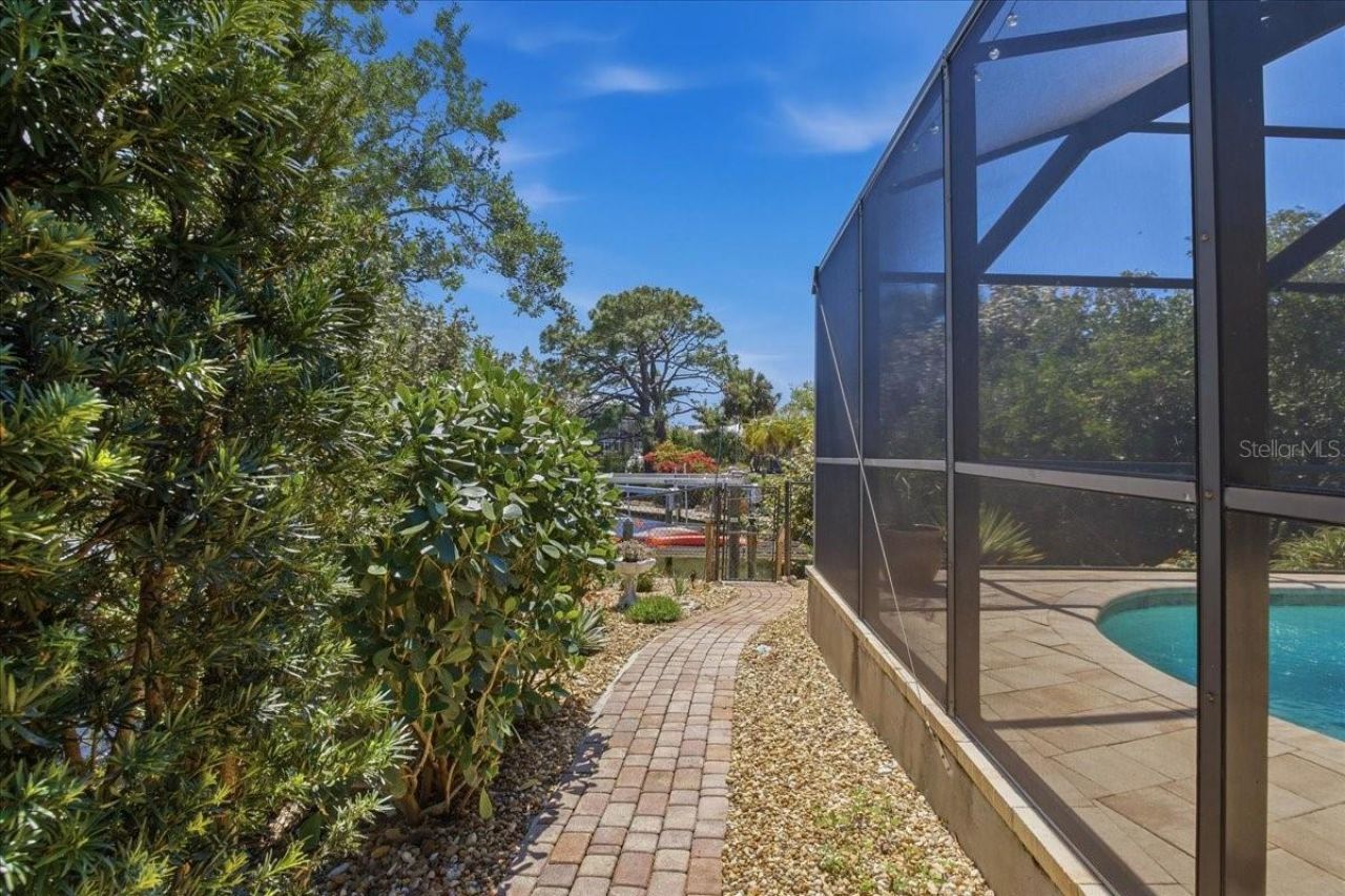 1231 Bayshore Drive, Englewood, FL 34223 Photo