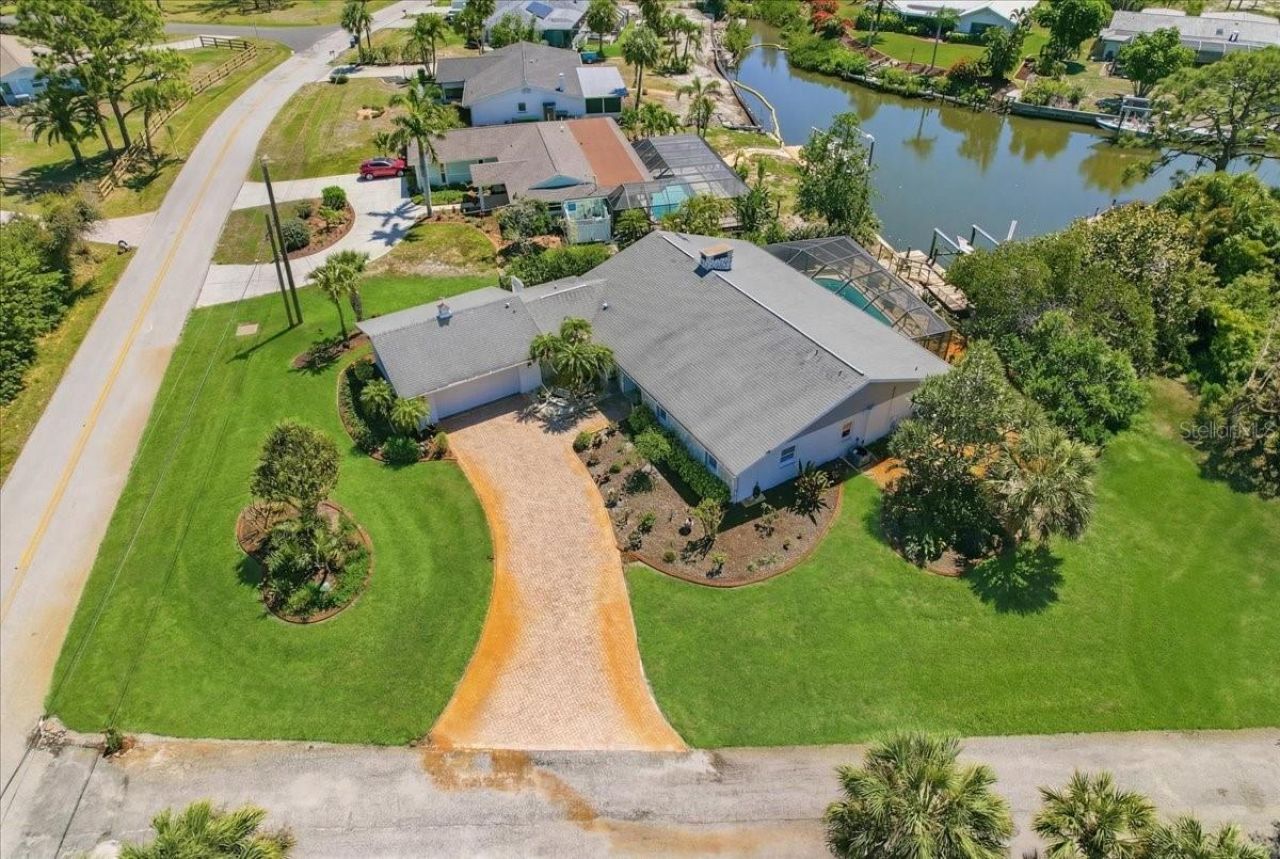 1231 Bayshore Drive, Englewood, FL 34223 Photo