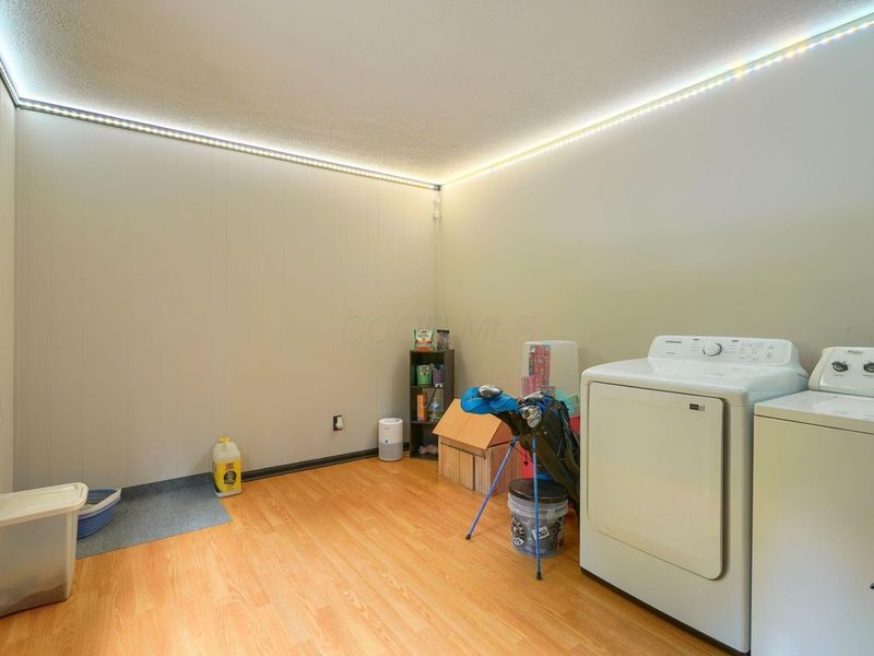 1300 Dannie Drive, Unit 2, Logan, OH 43138 Photo 11