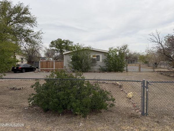 3702 Ardmore Street, Silver Springs, NV 89429