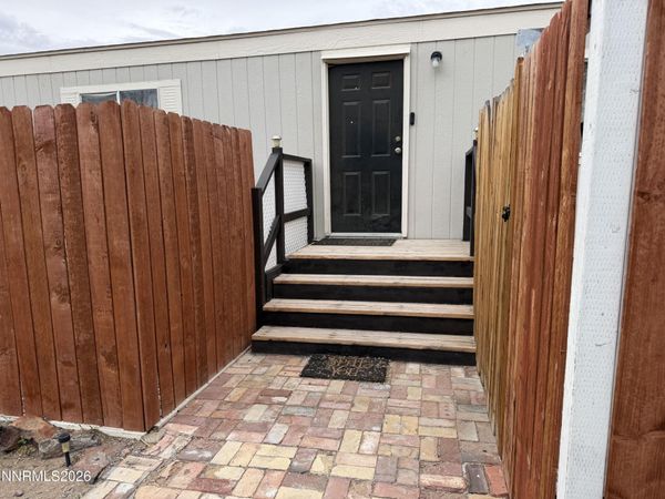 3702 Ardmore Street, Silver Springs, NV 89429
