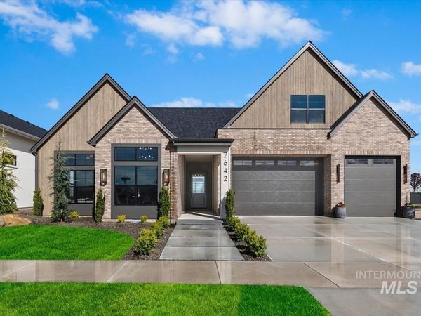 2642 N Palaestra Ave, Eagle, ID 83616