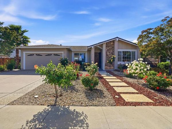 6141 Royal Acorn Place, San Jose, CA 95120