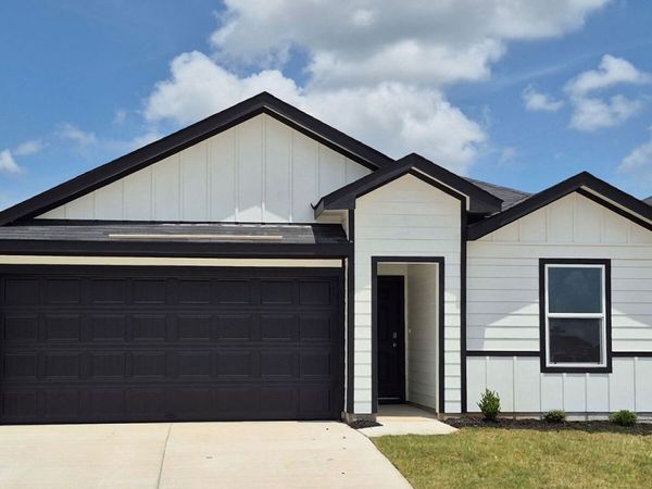 2115 WINDFLOWER LANE, Luling, TX 78648