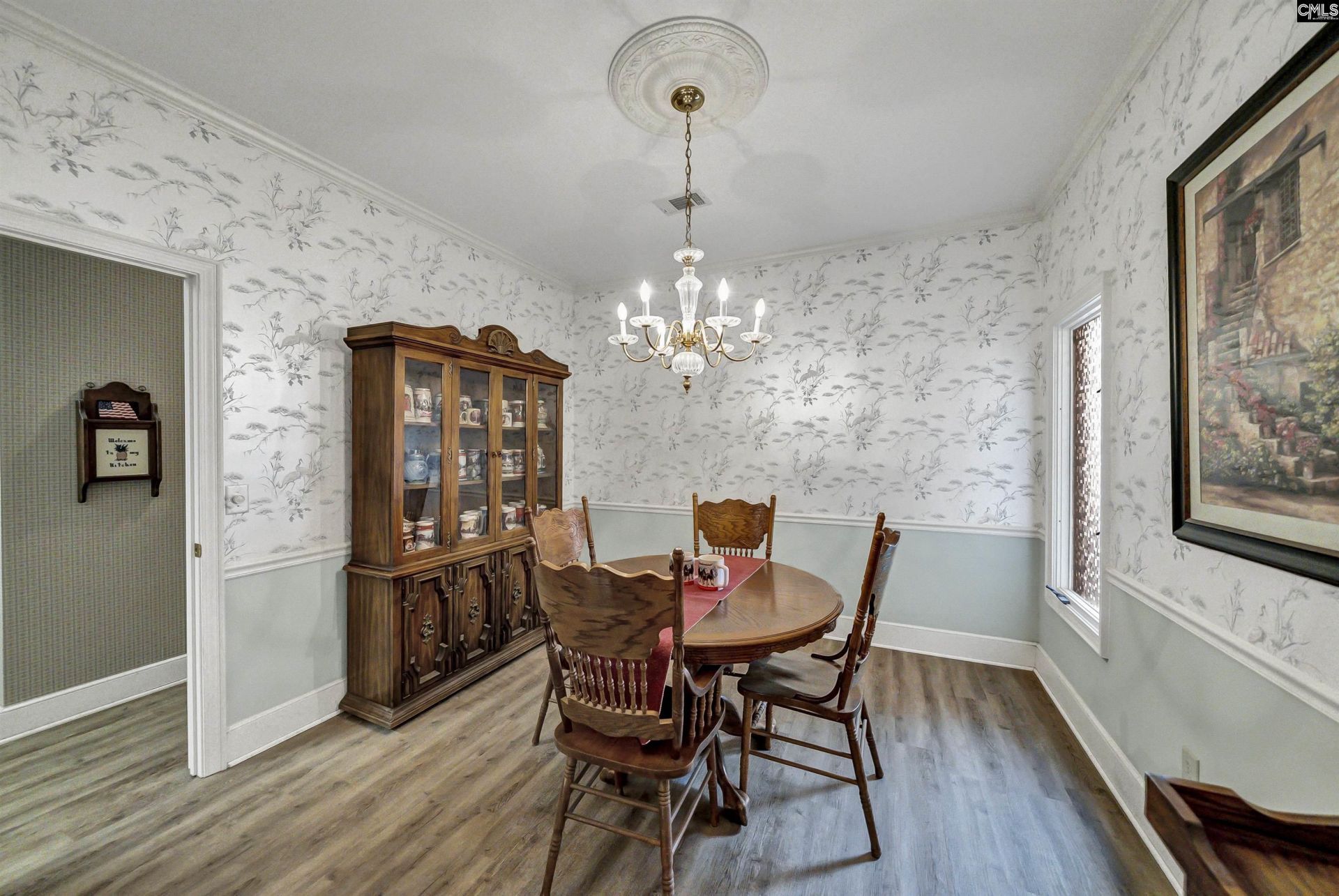 8 Southbury Lane  Photo 12