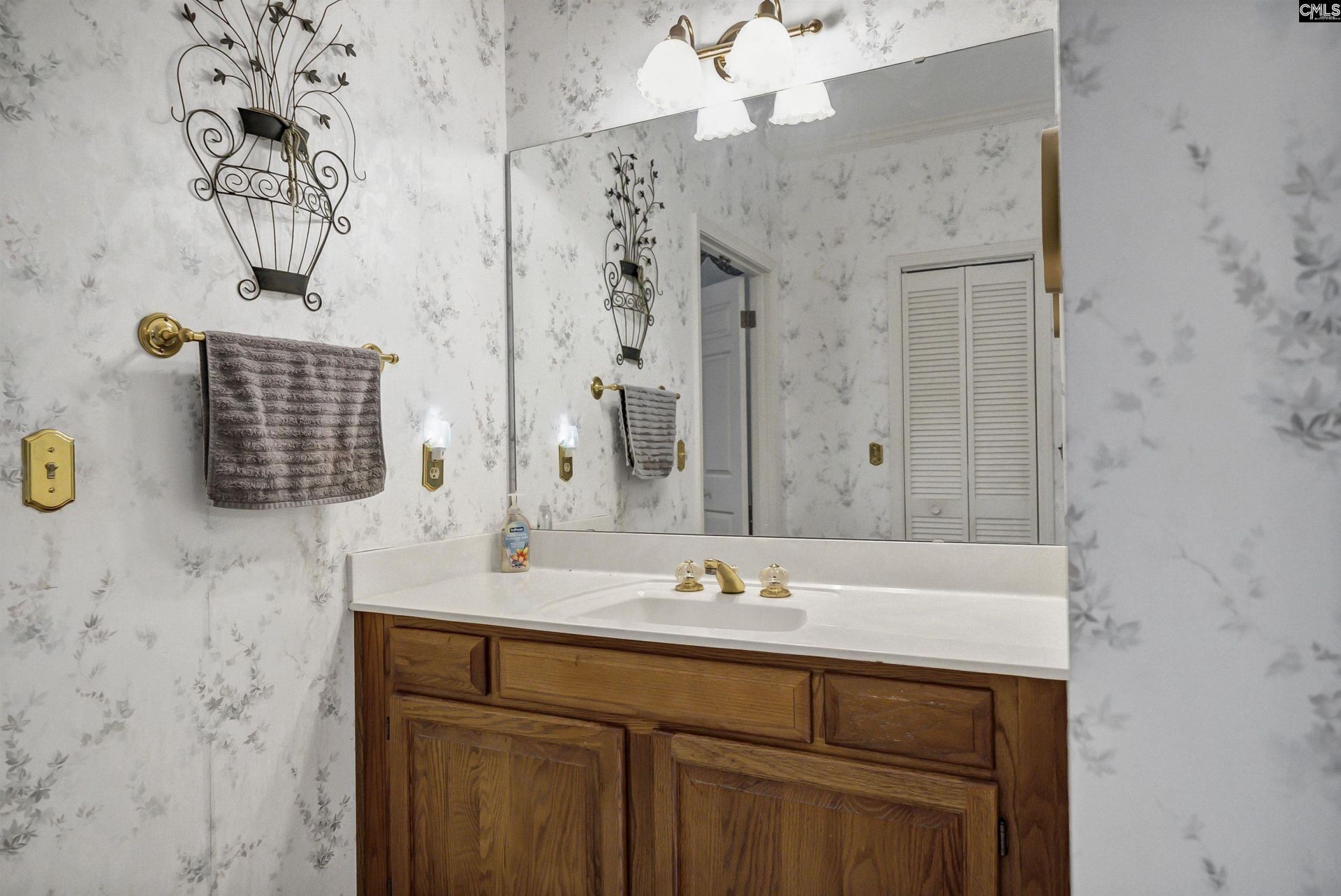 8 Southbury Lane  Photo 25