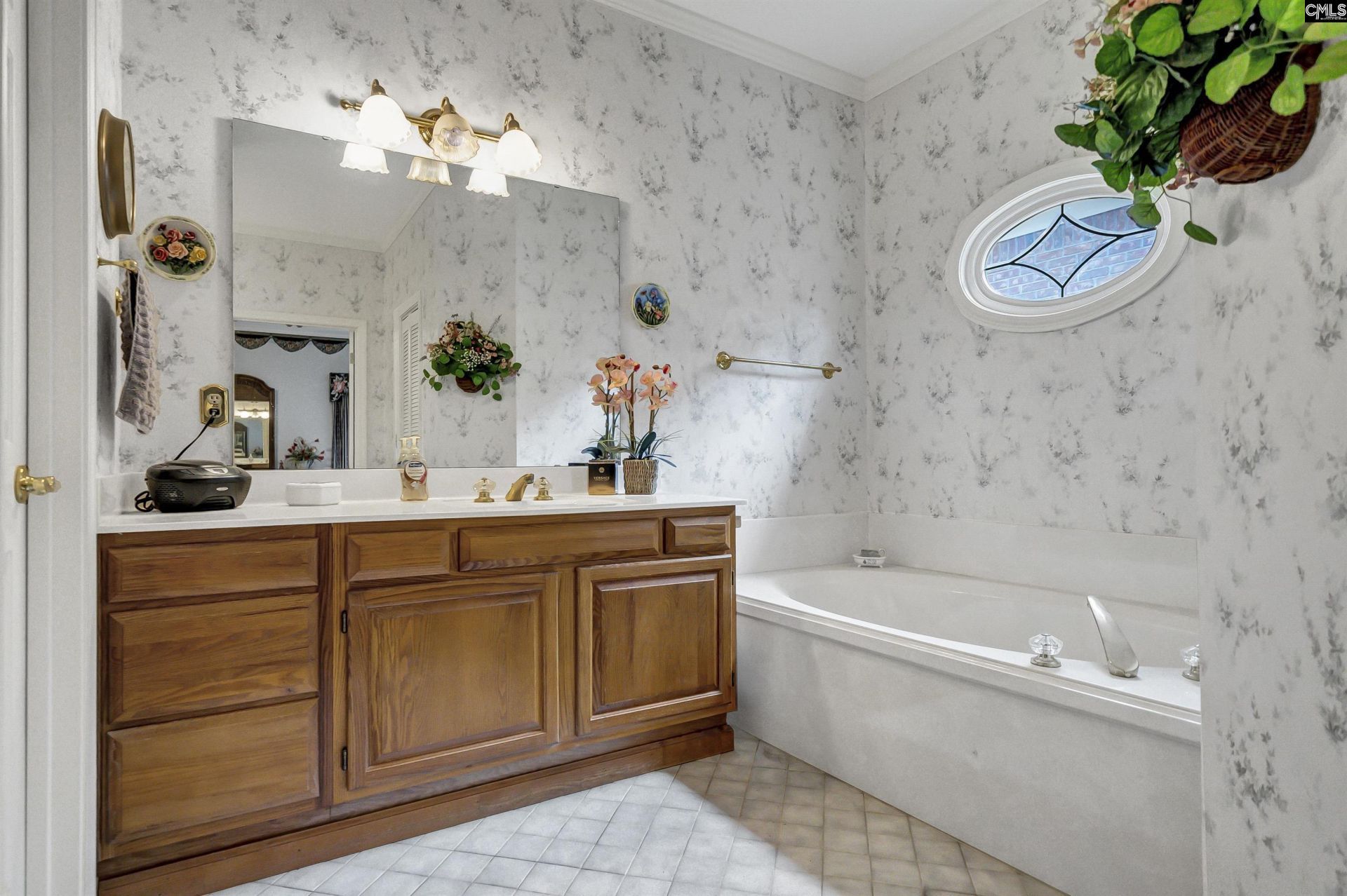 8 Southbury Lane  Photo 27