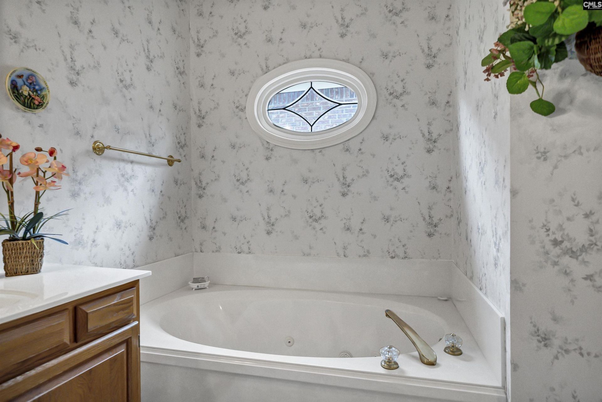 8 Southbury Lane  Photo 28