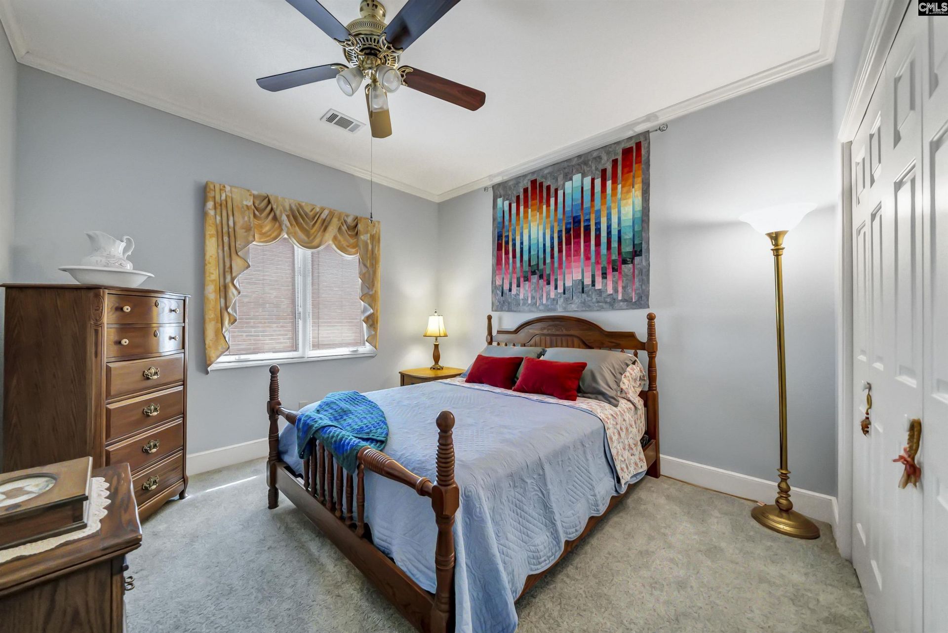 8 Southbury Lane  Photo 33