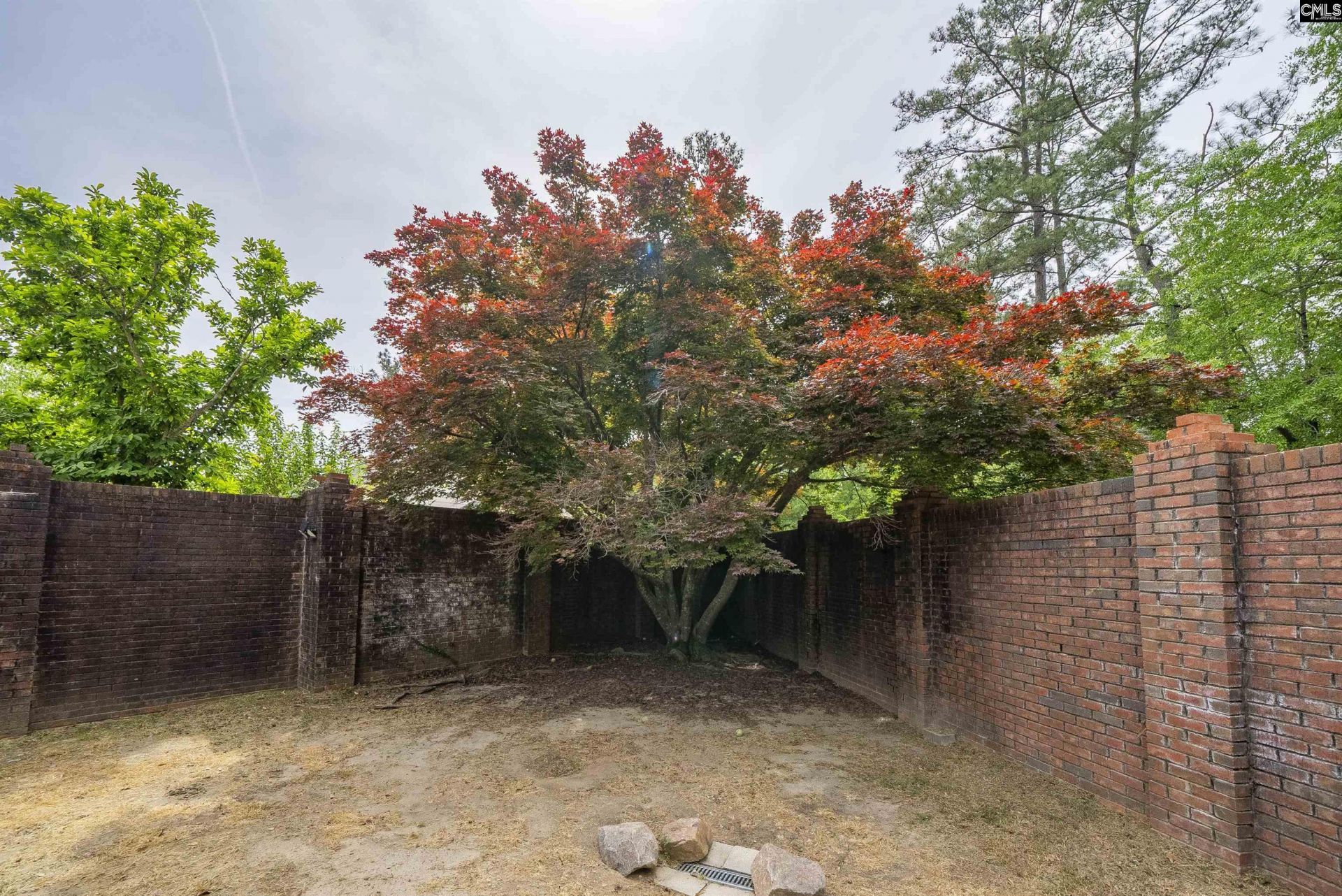 8 Southbury Lane  Photo 41