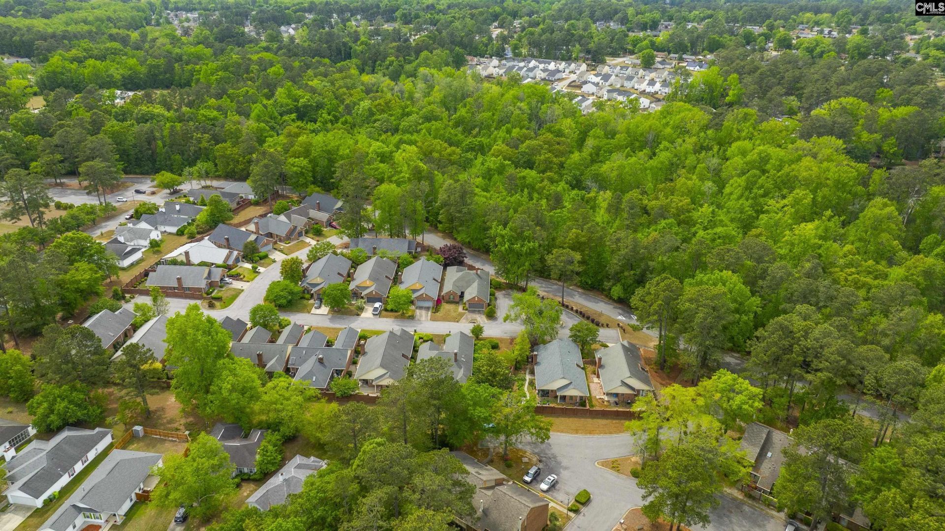 8 Southbury Lane  Photo 49