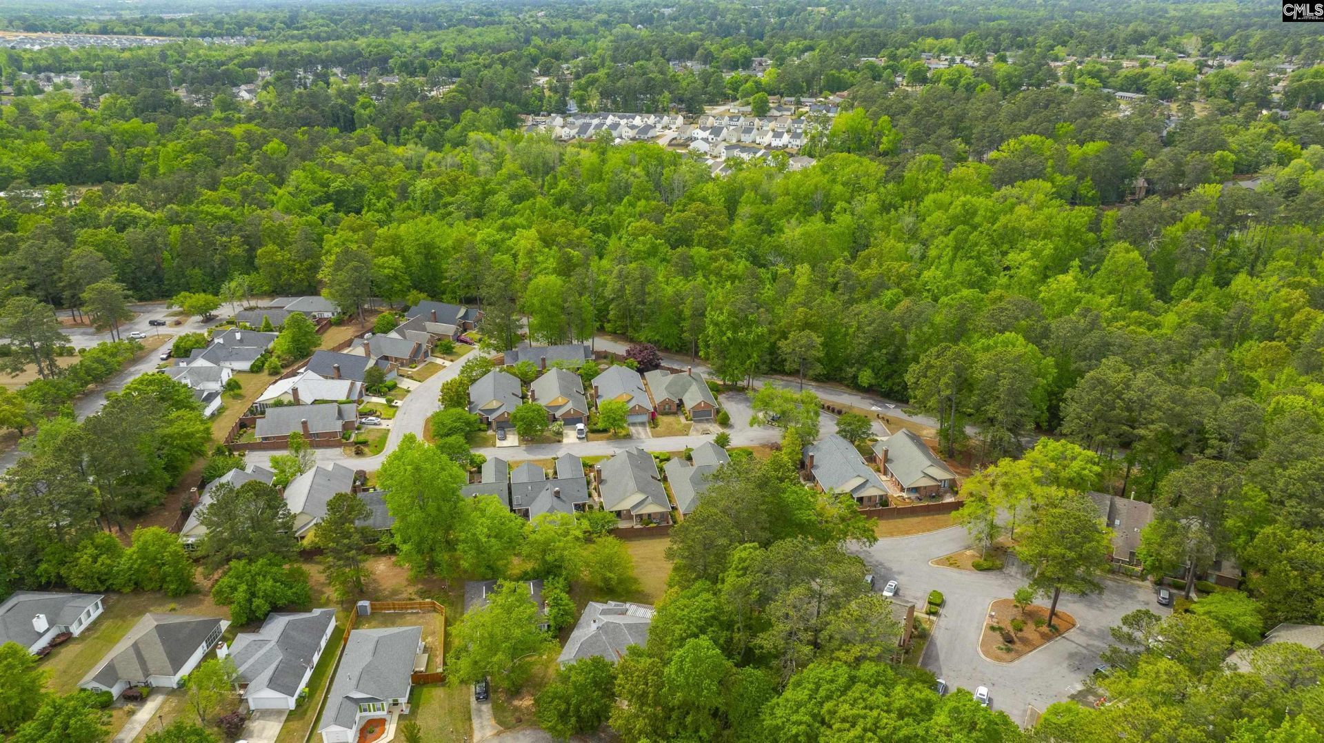 8 Southbury Lane  Photo 50