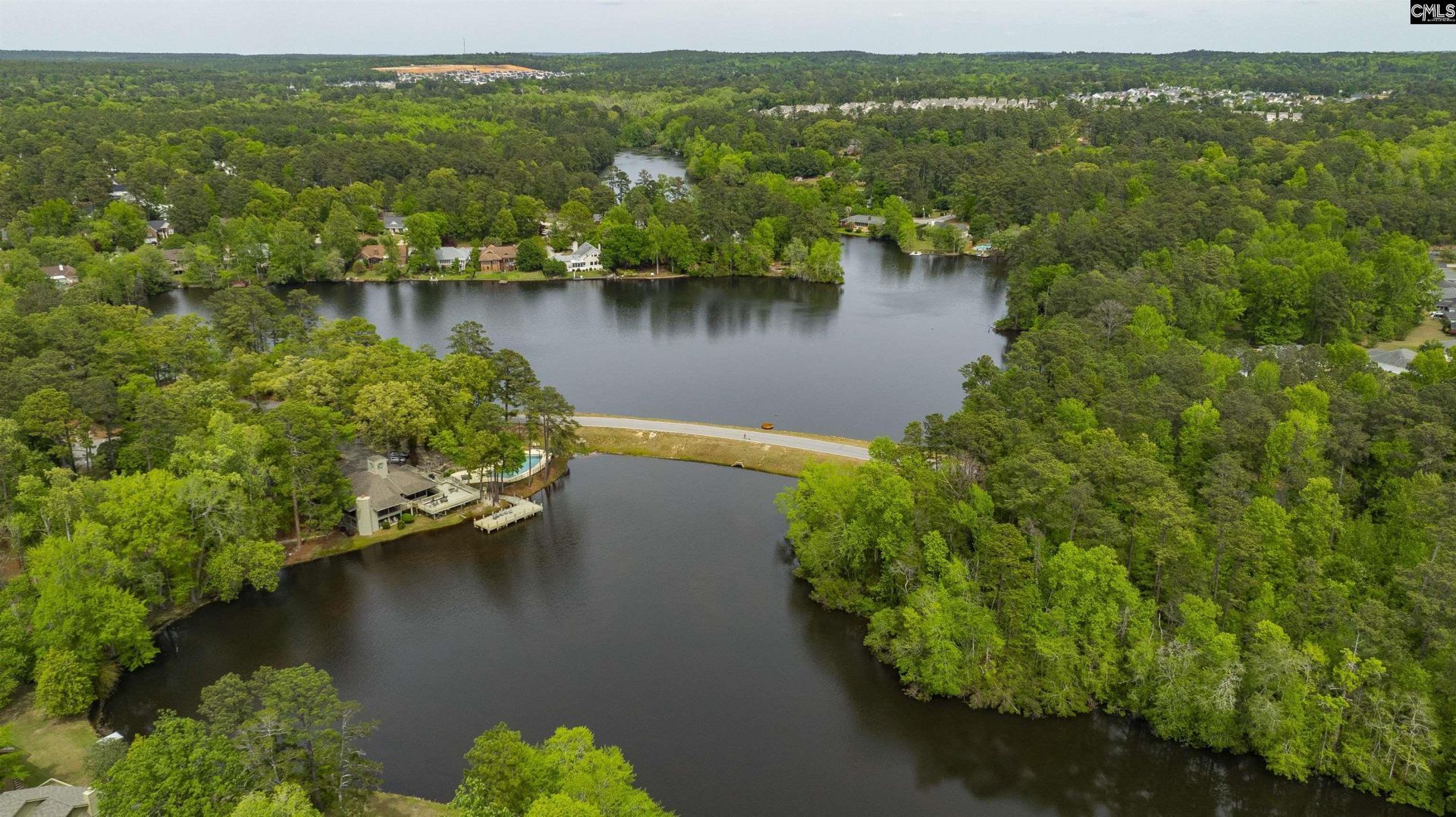 8 Southbury Lane  Photo 52