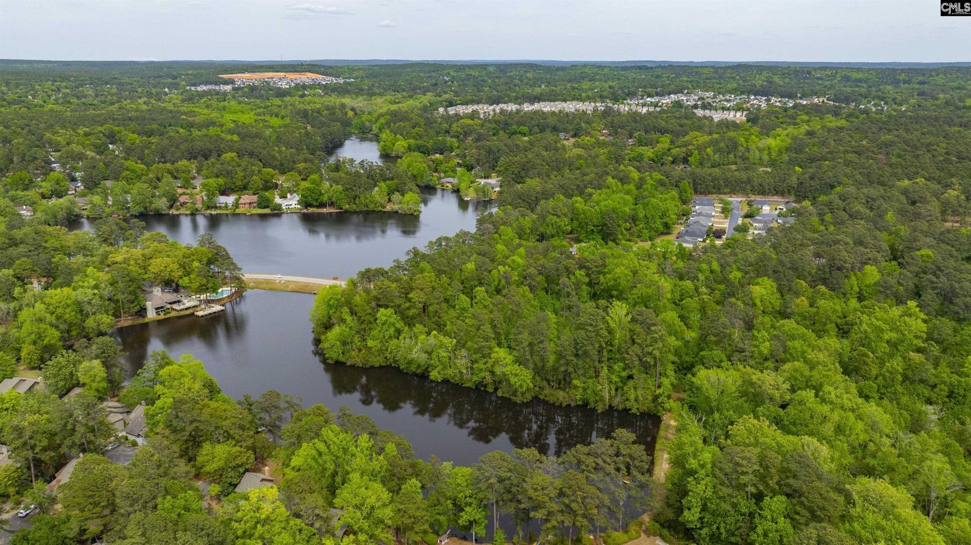 8 Southbury Lane  Photo 53