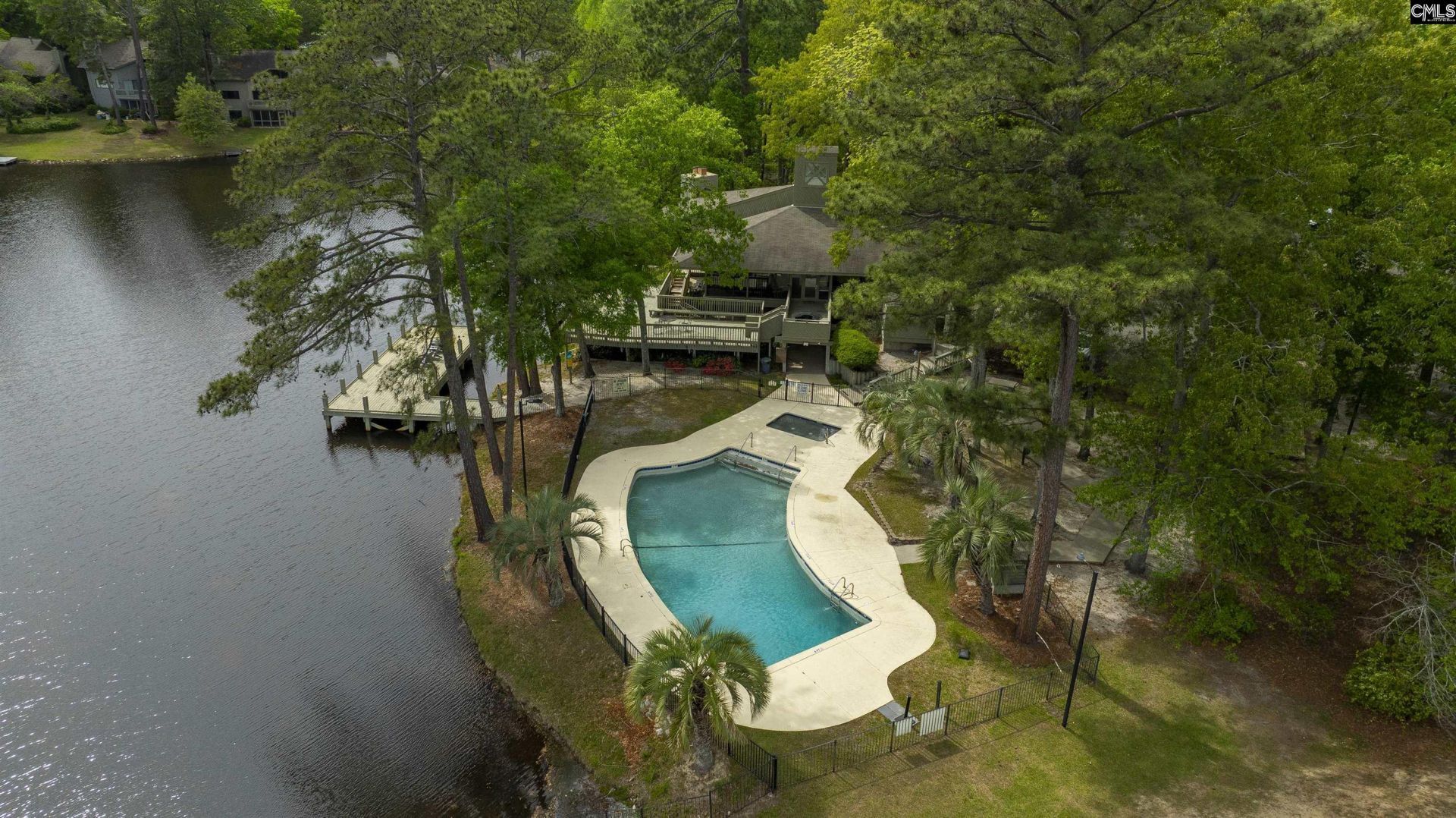 8 Southbury Lane  Photo 57