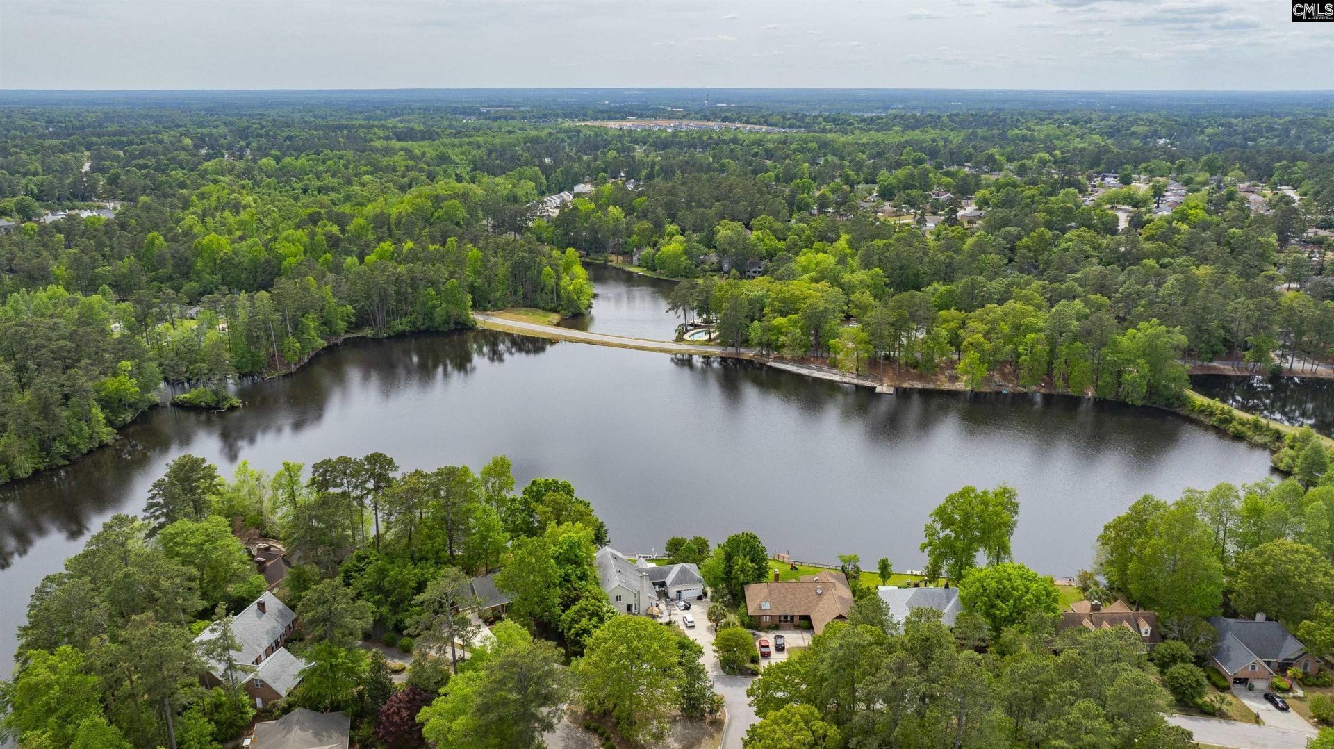 8 Southbury Lane  Photo 59