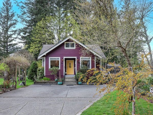 325 Harmston Ave , Courtenay, BC V9N 2X1