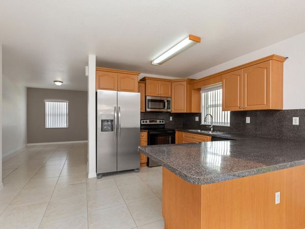 22 SW 6th Street, Unit 1, Hallandale Beach, FL 33009