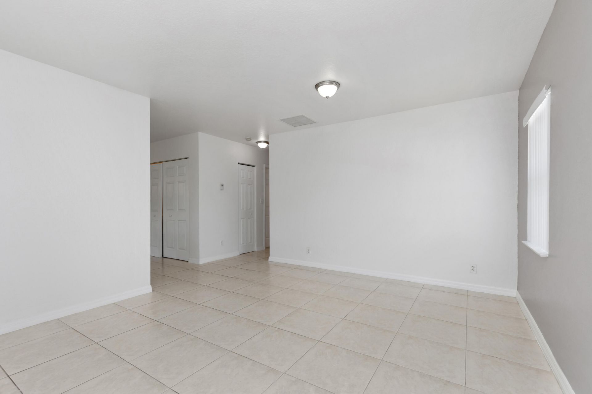 22 SW 6th Street, Unit 1, Hallandale Beach, FL 33009 Photo