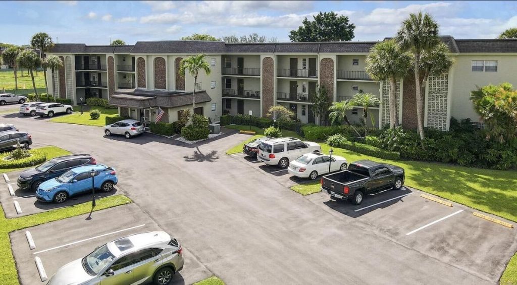 4500 Gefion Court, Unit 101, Lake Worth, FL 33467 Photo