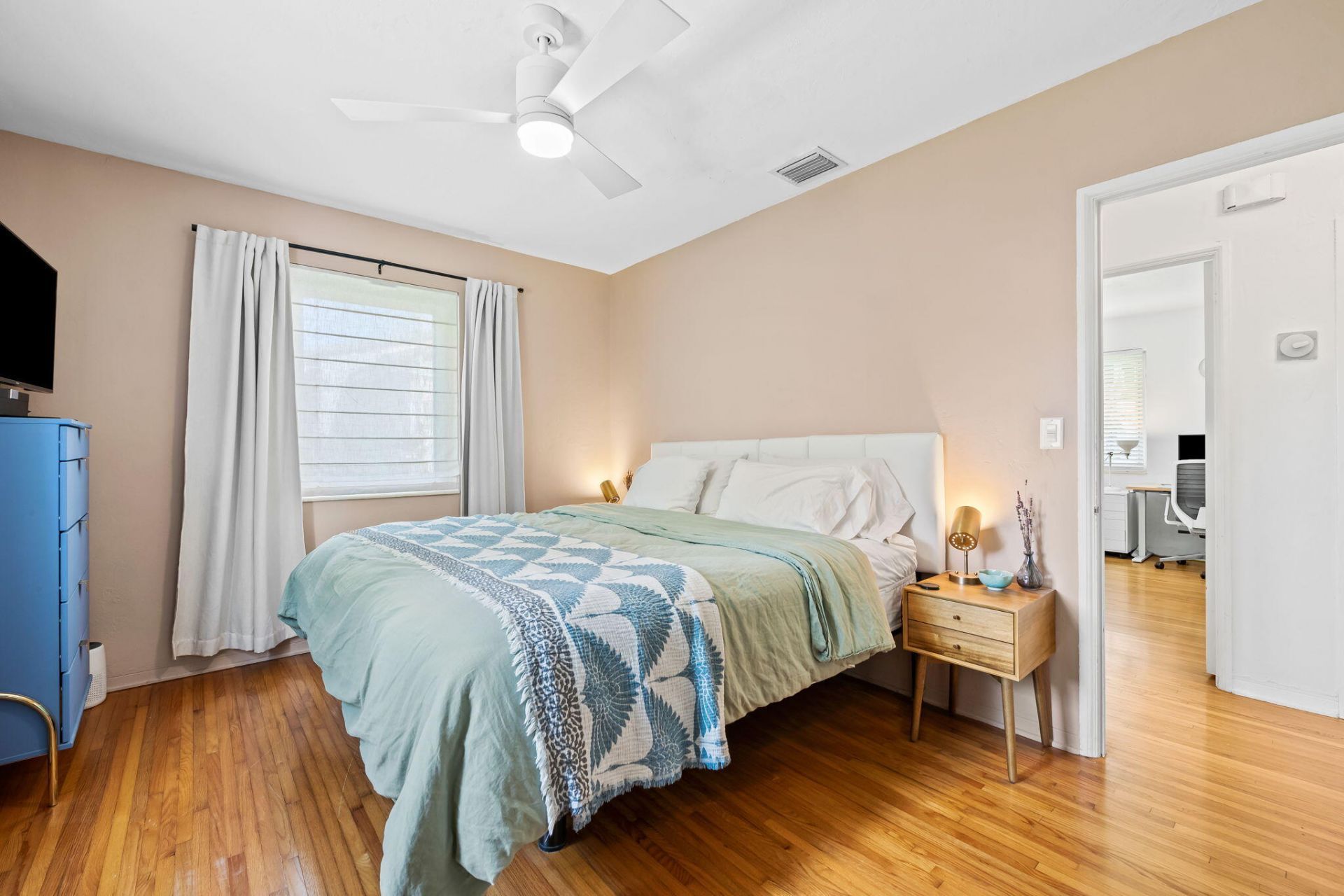 2135 SW 26th Street, Miami, FL 33133 Photo