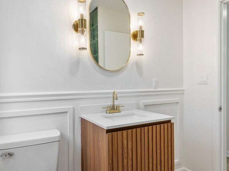 689 Georgian Drive , Columbus, OH 43228 Photo 12