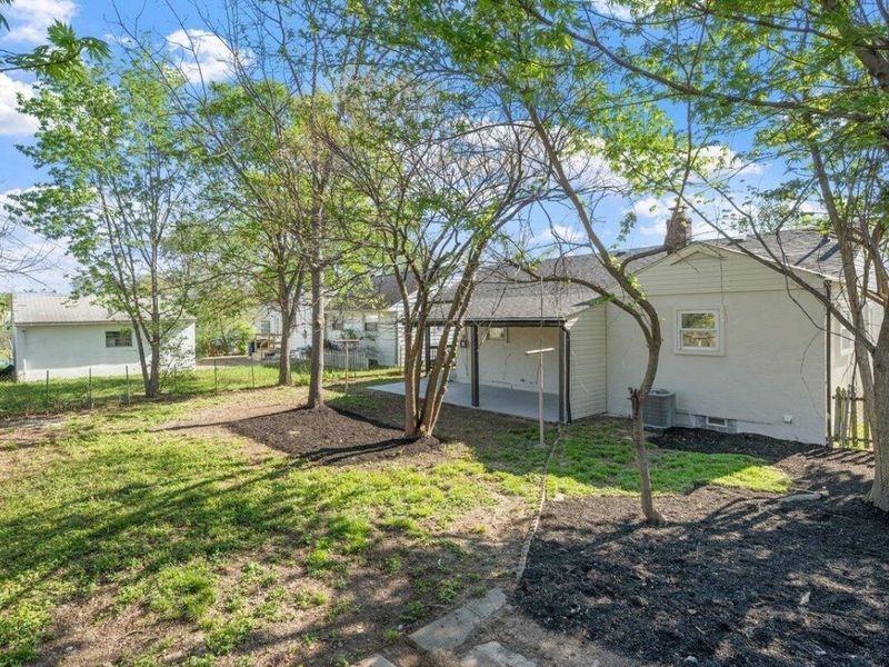 689 Georgian Drive , Columbus, OH 43228 Photo 26