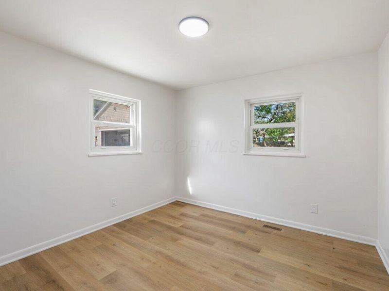 689 Georgian Drive , Columbus, OH 43228 Photo 8