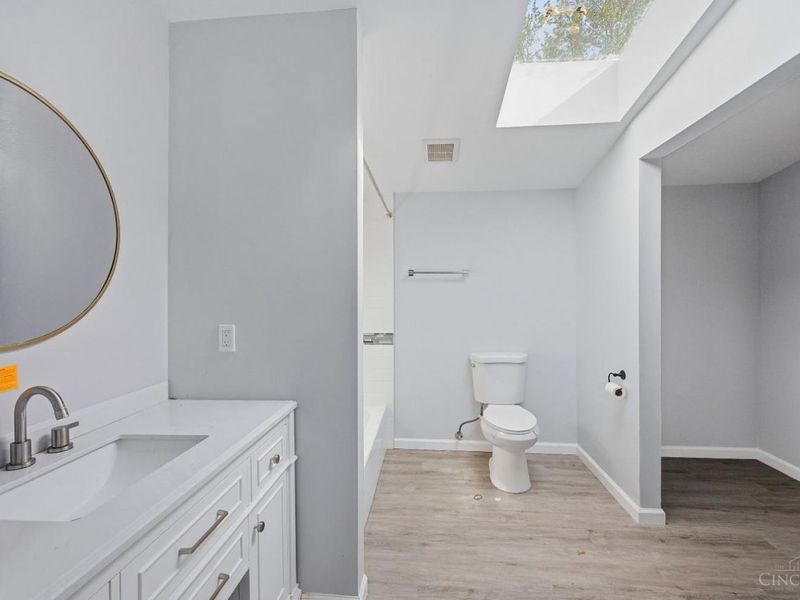 5866 Kennedy Avenue, Cincinnati, OH 45213 Photo 21